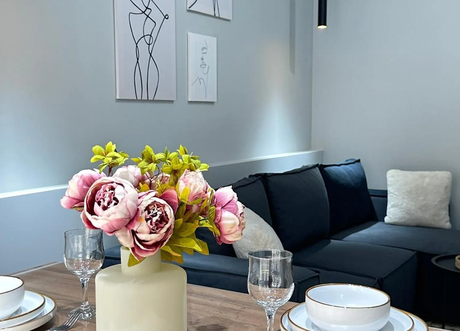 Yourhome - #105 Комфорт Сити Almaty